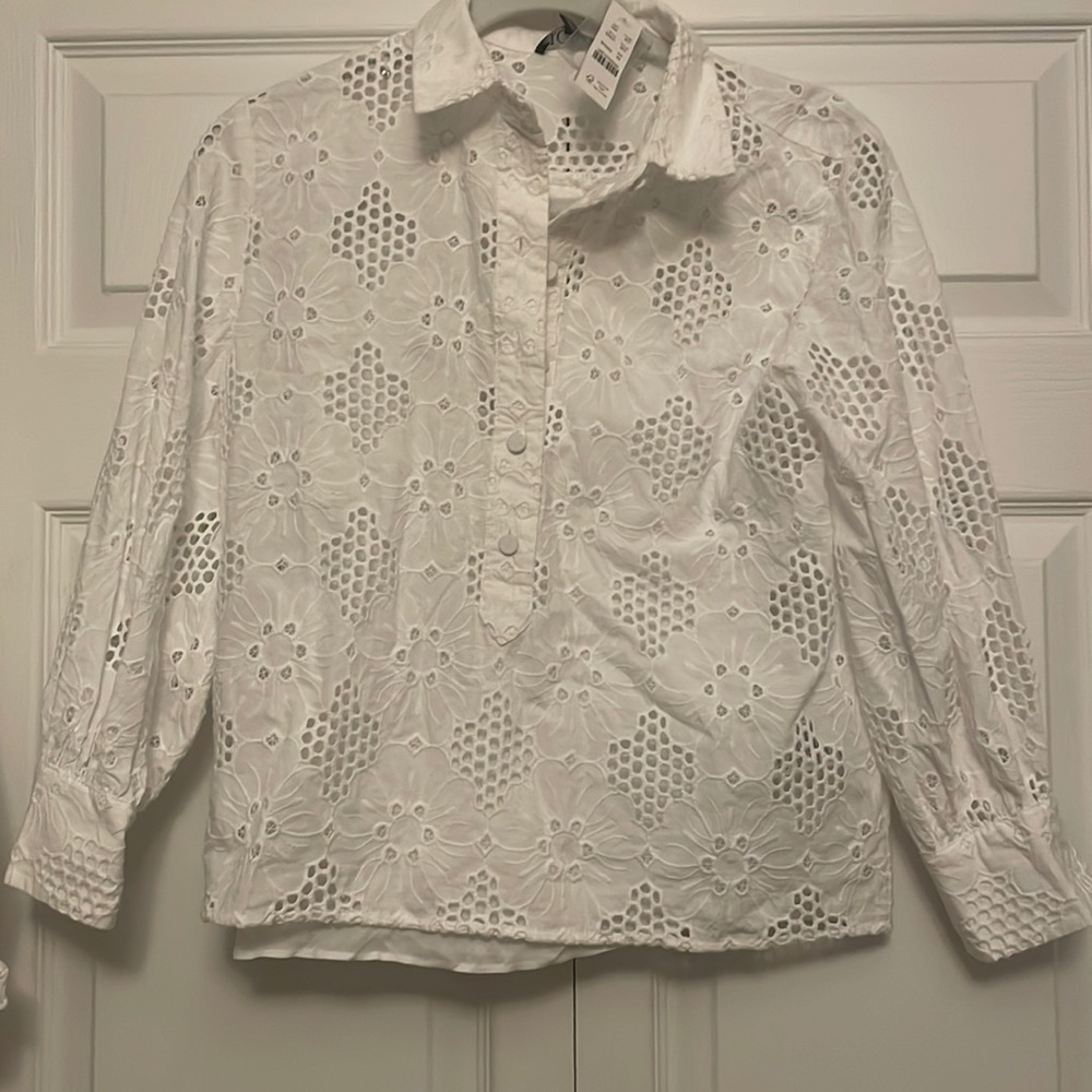 J crew Long-sleeve popover top in white eyelet. Size small. NWT